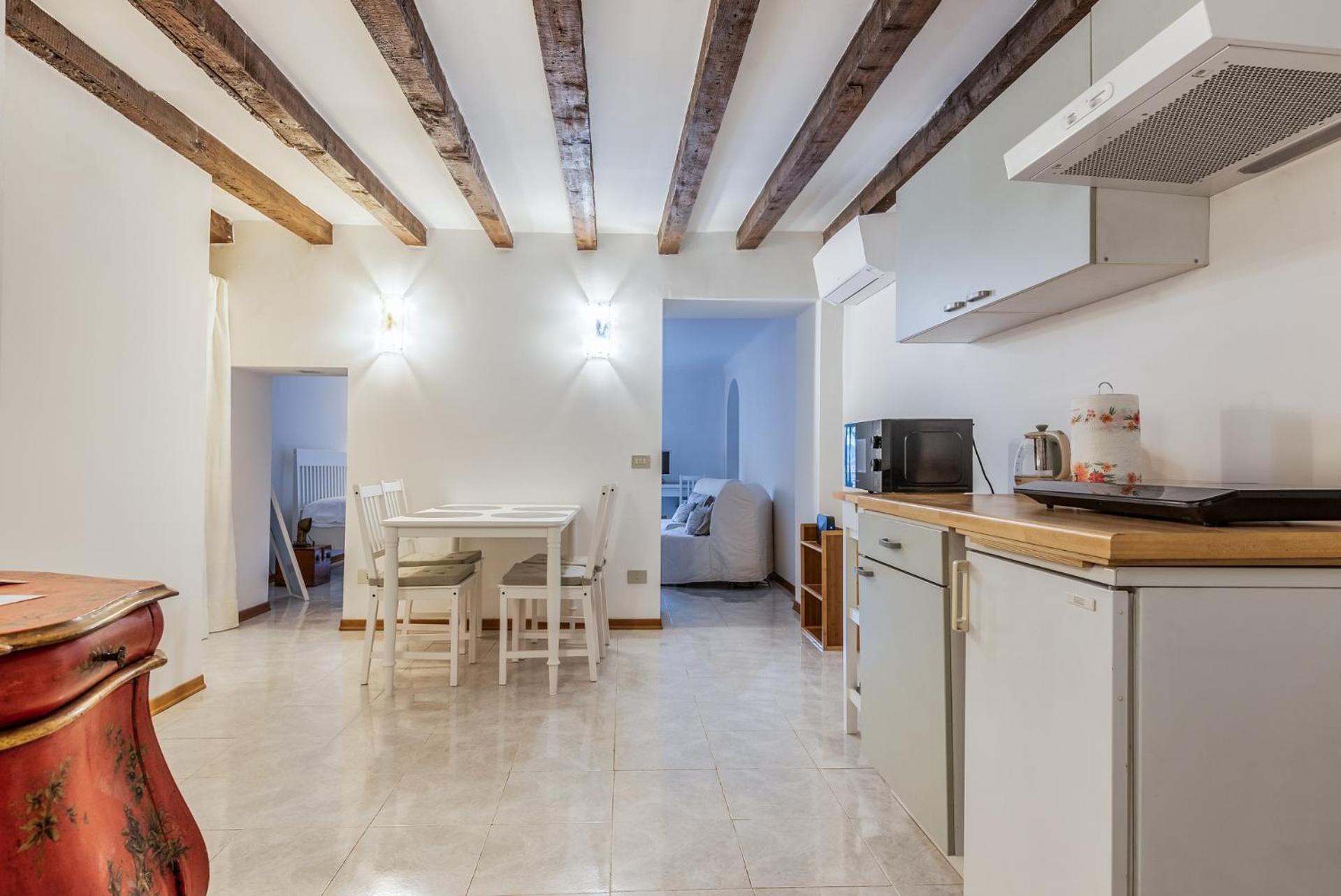 Brand New 3 Pax Wi-fi - Darsena Via Mortara Milan